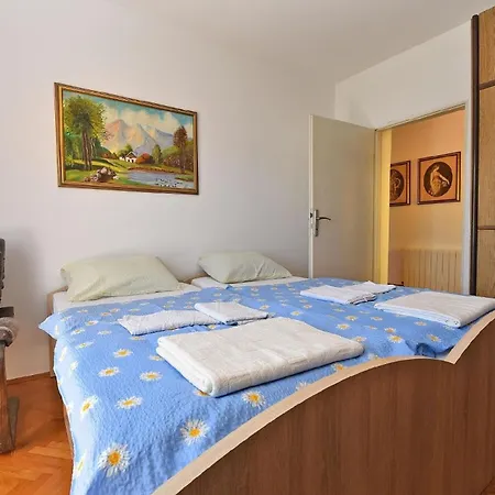 Fuer 8 Personen Ca 100 Qm In Pula, Istrien Istrische Riviera Apartment *
